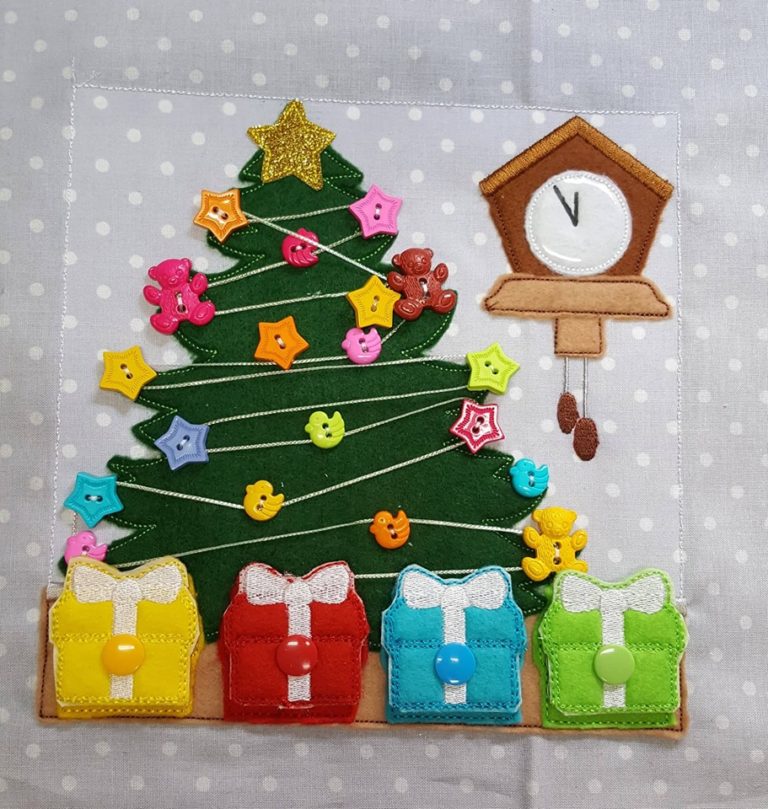 Christmas tree & presents - Image 3