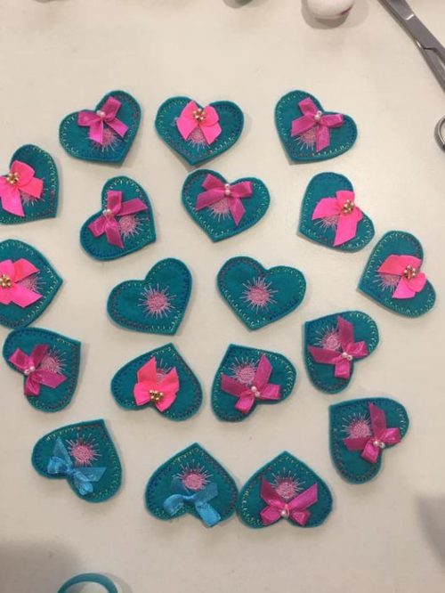 Mini hearts pompom - ITHWL