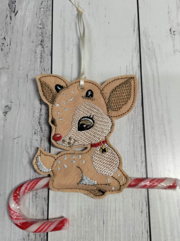 Baby deer candy cane holder 4×4 ITHWL In the Hoop with Lee