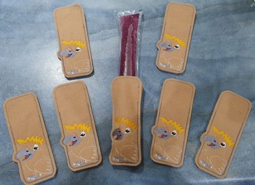 Cockatoo popsicle holders - ITHWL