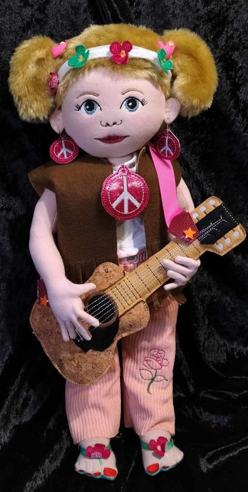 Hippie Girl doll 6x10 - ITHWL
