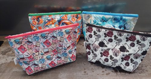 Lee's Dignity pouch boxy bottom 7.5x11 - ITHWL