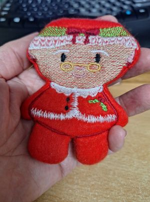 Mrs Claus chubby mini 4x4 - ITHWL