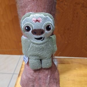 Sloth wrist buddy 6x10 - ITHWL